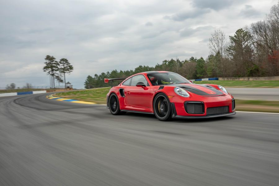  Porsche 911 GT2 RS (991) 2017 года  (NA) (фото 31 из 42)